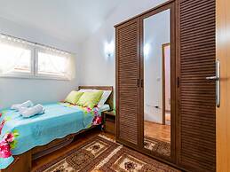 Apartment Irena