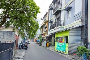 Hotel O Royani Residence