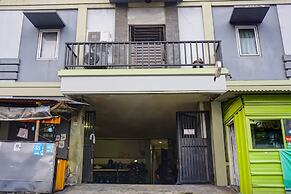 Hotel O Royani Residence