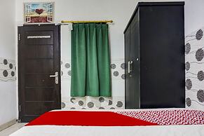 Hotel O Royani Residence