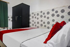 Hotel O Royani Residence