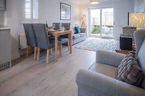 Ty Melyn - 2 Bedroom Cottage - Tenby