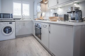 Ty Melyn - 2 Bedroom Cottage - Tenby