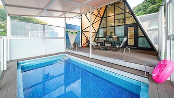 Gapyeong Iseom Poolvilla Pension