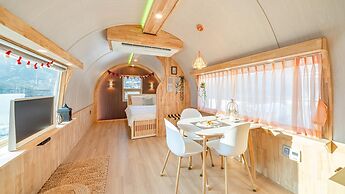 Gapyeong Iseom Poolvilla Pension