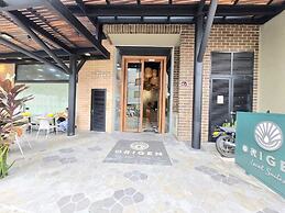 Origen Local Suites