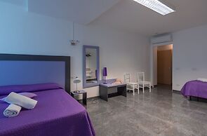 Delta rooms