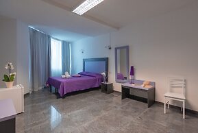 Delta rooms