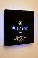 J Maluni City Hotel