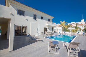 Protaras Holiday Villa Dv1