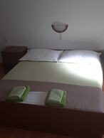 Apartments Snjezana