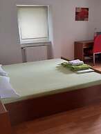 Apartments Snjezana