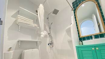 Riverside Mini Hotel Grand World