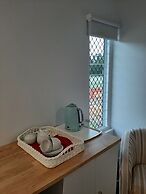 Room-cozy Room With Separate Entrance an