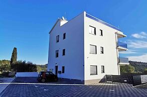 Cozy Loft Studio With Rooftop, Seaview & Pool