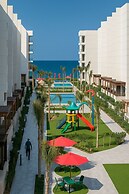 Comfy Seaside Apartment