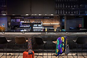 Moxy Halifax Downtown