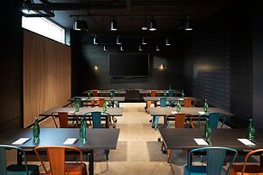 Moxy Halifax Downtown