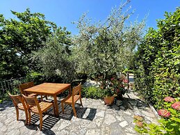 Torretta Sleeps 5 With Pool and Exclusiv