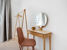 Charm 1 - Chic 2-bdr Apt With Shared Garden
