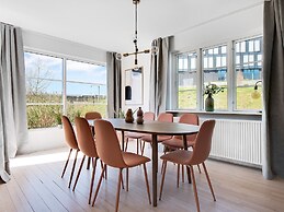 Charm 1 - Chic 2-bdr Apt With Shared Garden