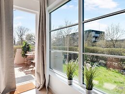 Charm 1 - Chic 2-bdr Apt With Shared Garden