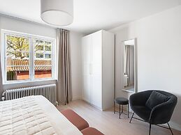 Charm 1 - Chic 2-bdr Apt With Shared Garden