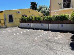 Le Case Al Quadrato Residence