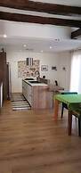 Cheerful Holiday House Illuminosa