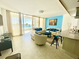 Beachfront Apartment in Marbella Towers