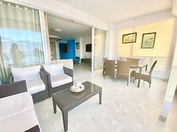 Beachfront Apartment in Marbella Towers