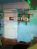 Cocktail Hotel