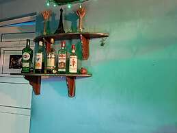 Cocktail Hotel