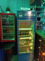 Cocktail Hotel