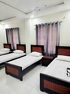 UPTOWN86 GIRLS HOSTEL