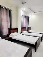 UPTOWN86 GIRLS HOSTEL