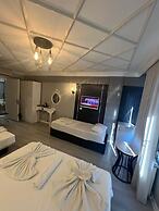 Nova City Hotel