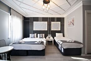 Nova City Hotel