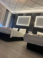 Nova City Hotel