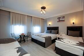 Nova City Hotel