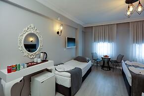 Nova City Hotel