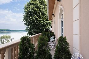 Bononia Estate Winery & Resort