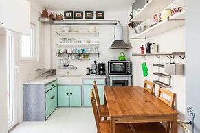Gorgeous 2 bedrooms apt at Exarcheia