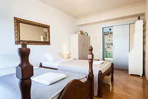 Gorgeous 2 bedrooms apt at Exarcheia
