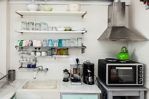 Gorgeous 2 bedrooms apt at Exarcheia