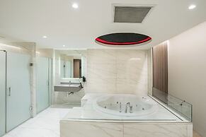Nish Palace Besiktas