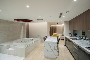 Nish Palace Besiktas