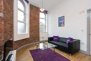 Pillo Rooms Serviced Apartments- Salford