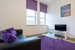 Pillo Rooms Serviced Apartments- Salford