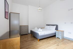 Pillo Rooms Serviced Apartments- Salford
